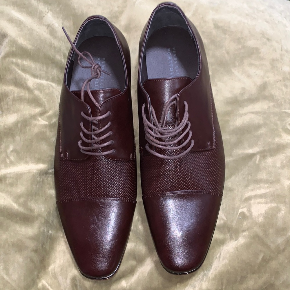 Perry Ellis Portfolio